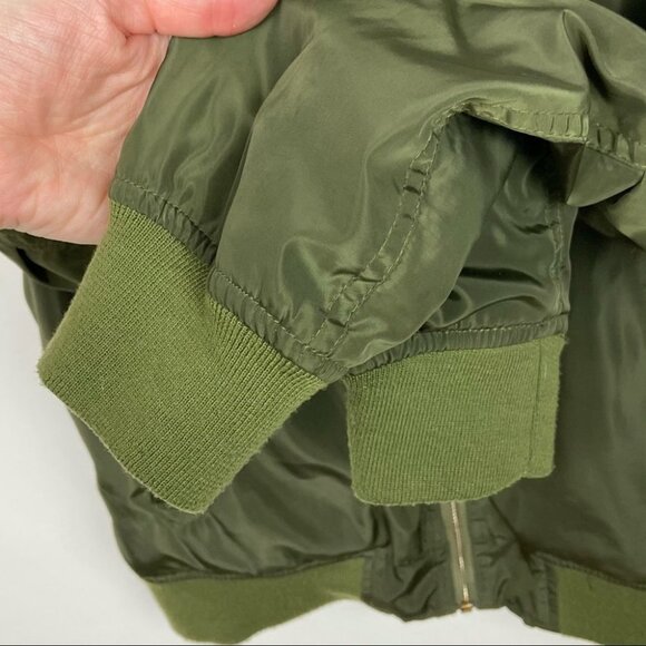 Fashion Nova Poppin Olive Green Bomber Jacket Size XS Coat Padded Puffer Boho - Picture 6 of 12